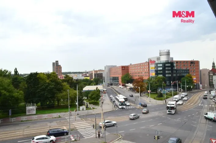 Pronájem bytu 2+1, Praha - Vysočany, Pod pekárnami, 61 m2