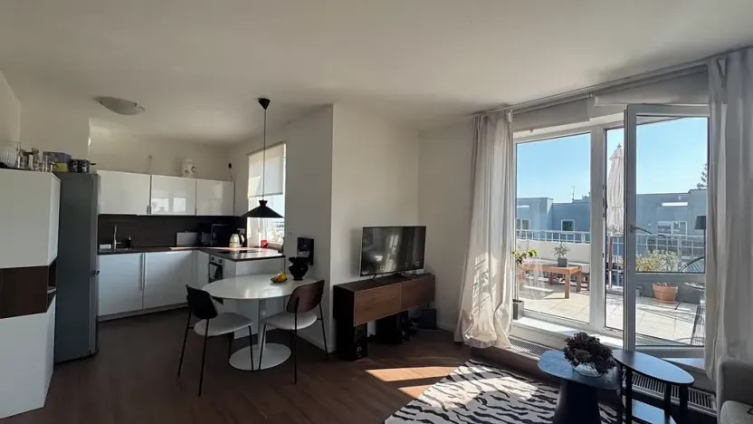 Pronájem bytu 2+kk, Praha - Řeporyje, Wiesenthalova, 84 m2