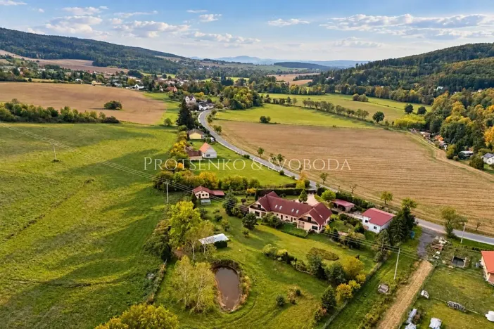 Prodej vícegeneračního domu, Předenice, 482 m2