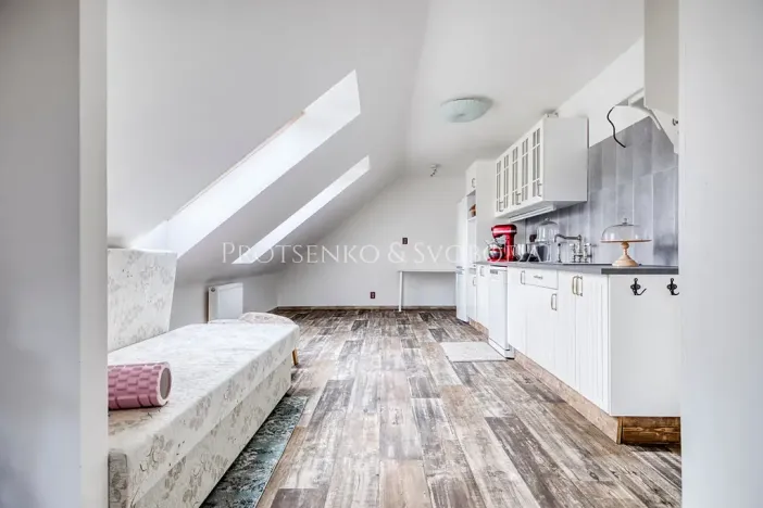 Prodej vícegeneračního domu, Předenice, 482 m2