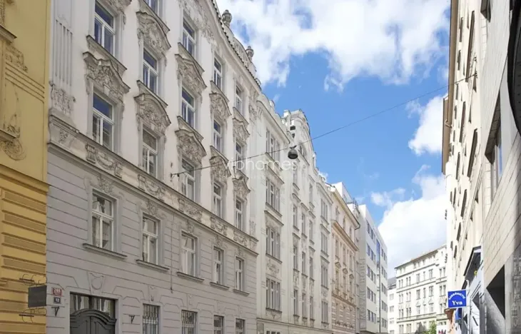 Pronájem bytu 4+kk, Praha - Nové Město, Odborů, 100 m2