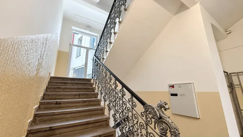 Prodej bytu 2+kk, Praha - Vršovice, Krymská, 39 m2