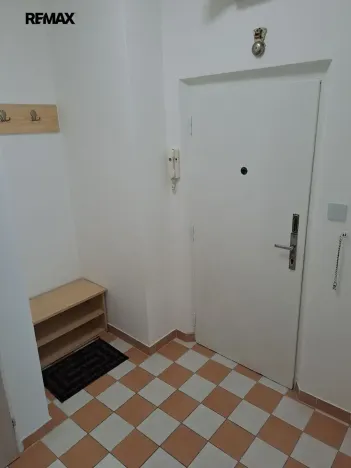 Pronájem bytu 1+1, Praha - Břevnov, Pod Marjánkou, 40 m2