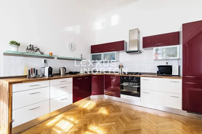 Pronájem bytu 3+1, Praha - Vinohrady, Mánesova, 108 m2