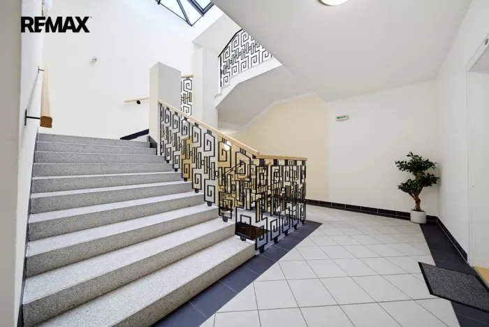 Prodej bytu 3+1, Karlovy Vary, Mariánskolázeňská, 141 m2