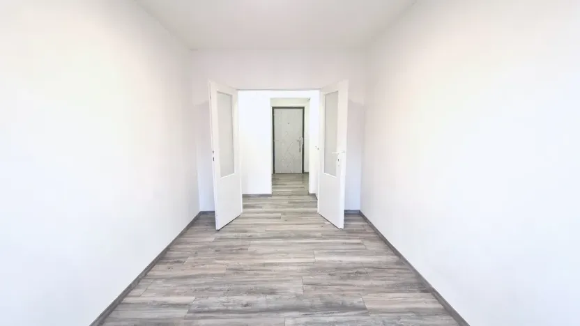 Pronájem bytu 2+kk, Praha - Kamýk, Cuřínova, 43 m2