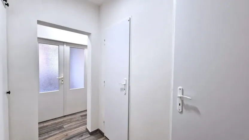 Pronájem bytu 2+kk, Praha - Kamýk, Cuřínova, 43 m2