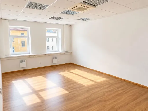 Pronájem kanceláře, Praha - Žižkov, Hartigova, 145 m2