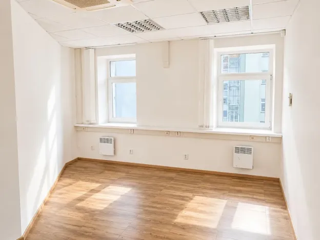 Pronájem kanceláře, Praha - Žižkov, Hartigova, 145 m2