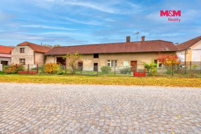 Prodej rodinného domu, Koupě, 90 m2