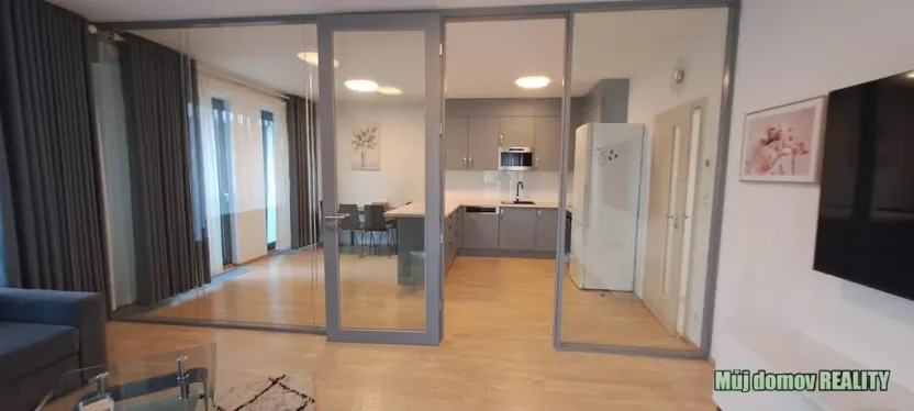 Pronájem bytu 2+1, Praha - Žižkov, Olšanská, 79 m2