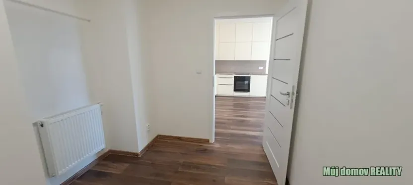 Pronájem bytu 3+kk, Praha - Žižkov, Jeseniova, 64 m2