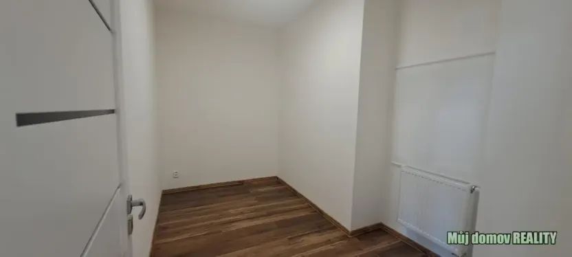 Pronájem bytu 3+kk, Praha - Žižkov, Jeseniova, 64 m2