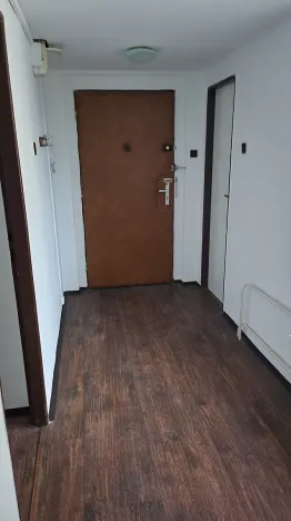 Pronájem bytu 3+1, Děčín, Mírové nám., 80 m2