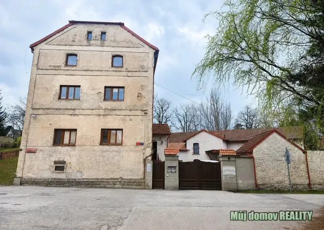 Pronájem vily, Praha - Písnice, Putimská, 1300 m2