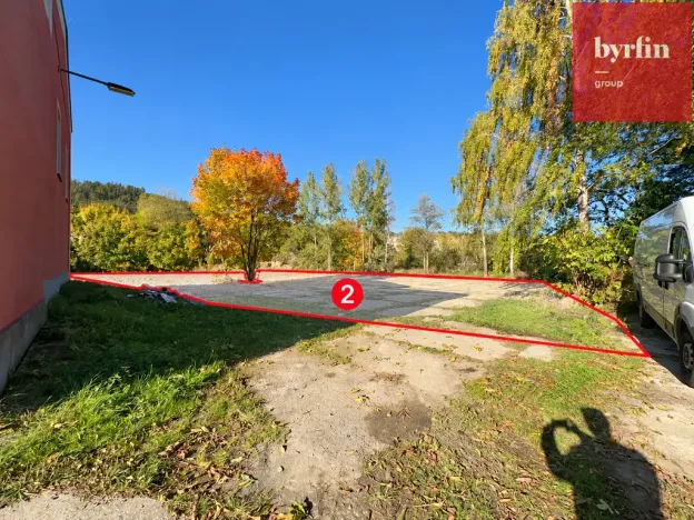 Pronájem garážového stání, Krnov, Lidická, 1200 m2