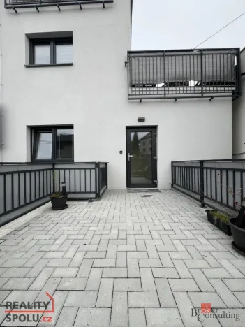 Pronájem bytu 1+kk, Ostrava - Martinov, Kamenná, 33 m2