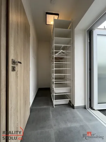 Pronájem bytu 1+kk, Ostrava - Martinov, Kamenná, 33 m2