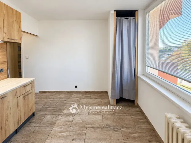 Pronájem bytu 2+1, Znojmo, Dukelských bojovníků, 55 m2