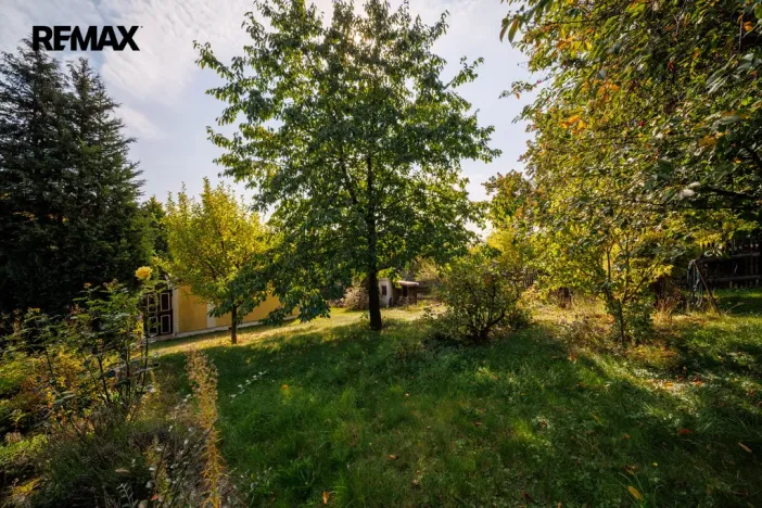 Prodej zahrady, Lom, 807 m2