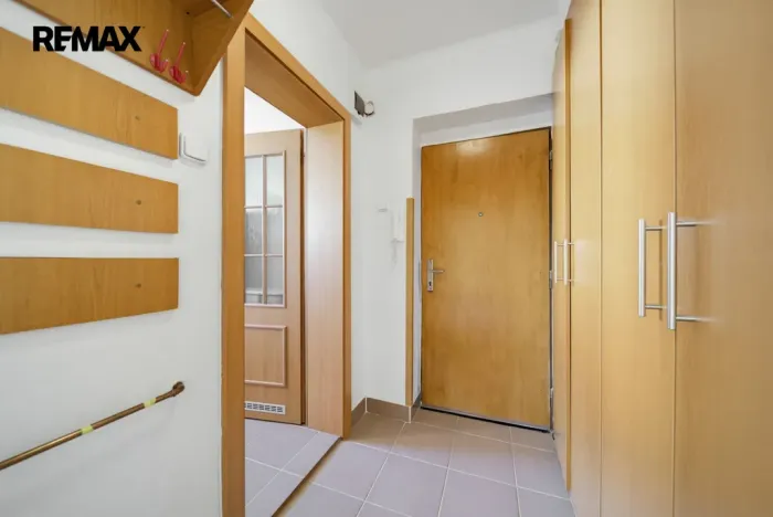 Prodej bytu 2+1, Lom - Loučná, Novostavby, 49 m2