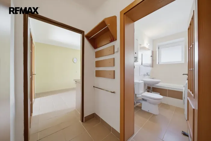 Prodej bytu 2+1, Lom - Loučná, Novostavby, 49 m2