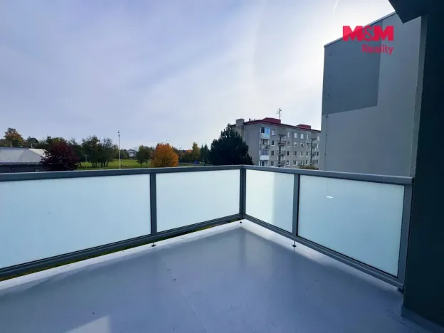 Pronájem bytu 1+1, Seč, Sídl. 9. května, 32 m2