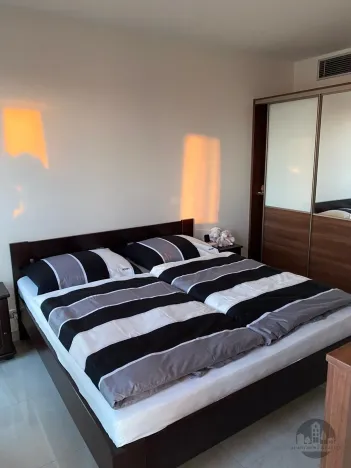 Prodej bytu 2+kk, Praha - Žižkov, Olšanská, 60 m2