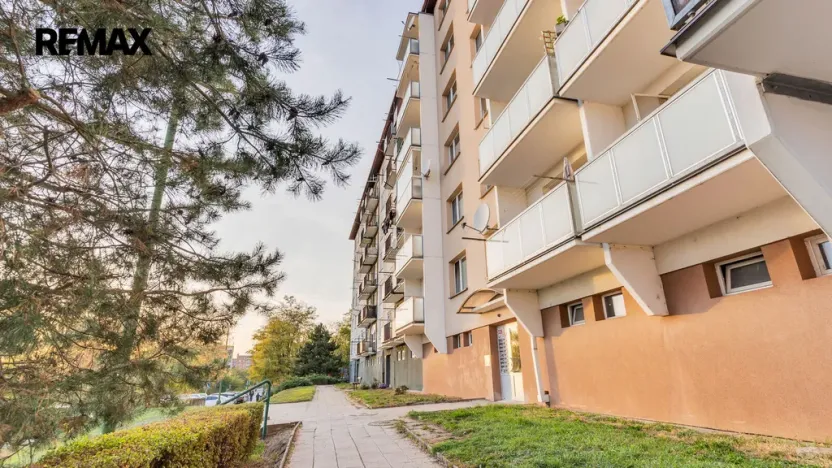 Prodej bytu 2+1, Třebíč - Nové Město, Modřínová, 56 m2