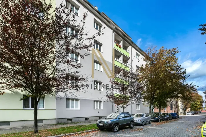 Prodej bytu 2+1, Plzeň, Plzenecká, 57 m2