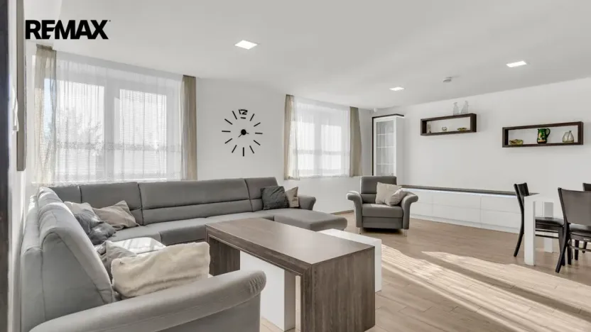 Prodej rodinného domu, Odunec, 390 m2