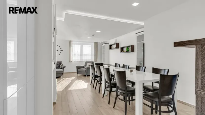 Prodej rodinného domu, Odunec, 390 m2