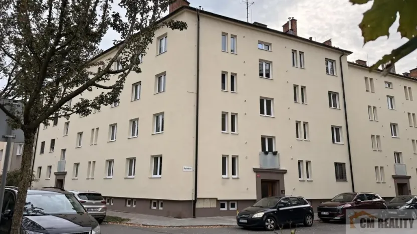 Pronájem bytu 2+1, Olomouc - Nové Sady, Myslbekova, 71 m2