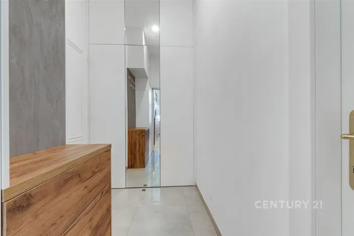 Pronájem bytu 1+kk, Praha - Bubeneč, Ovenecká, 34 m2