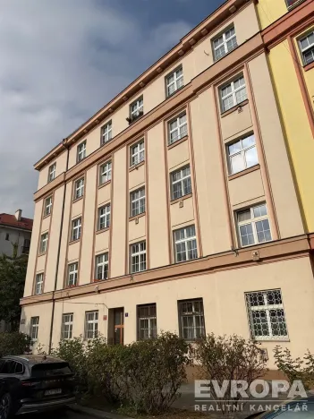 Prodej bytu 2+1, Praha - Libeň, V mezihoří, 52 m2
