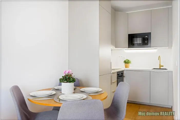 Pronájem bytu 2+kk, Praha - Hostivař, Arnošta Staňka, 47 m2
