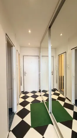 Pronájem bytu 1+kk, Praha - Malešice, Počernická, 24 m2