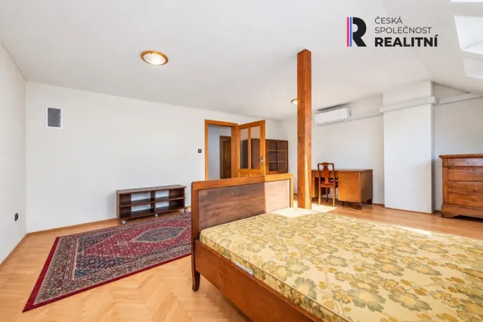 Prodej rodinného domu, Lednice, Na Zahradách, 254 m2