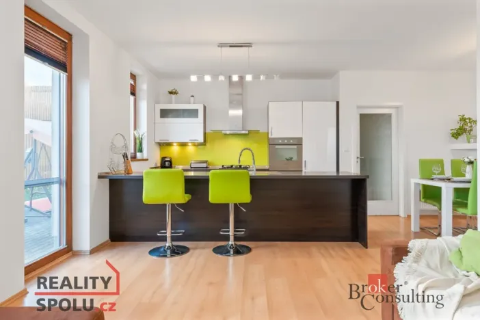 Pronájem bytu 3+kk, Zeleneč, U Lesoparku, 75 m2