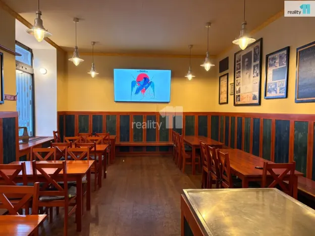 Pronájem restaurace, Praha - Vršovice, Bulharská, 162 m2