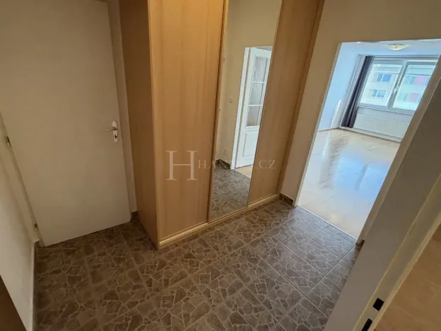 Pronájem bytu 2+kk, Praha - Troja, Hnězdenská, 50 m2