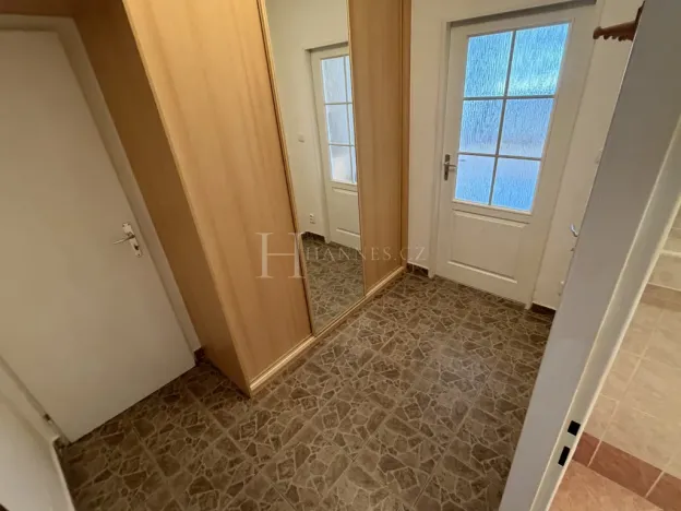 Pronájem bytu 2+kk, Praha - Troja, Hnězdenská, 50 m2