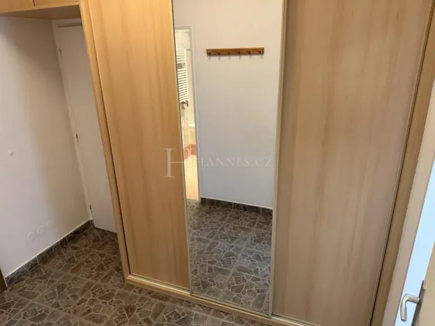 Pronájem bytu 2+kk, Praha - Troja, Hnězdenská, 50 m2