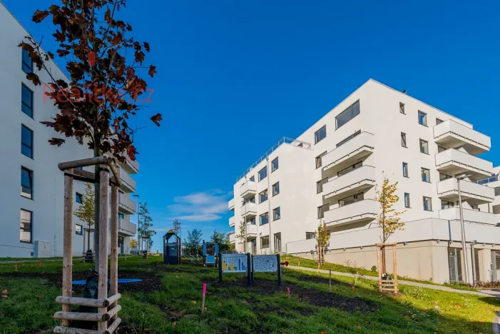 Prodej bytu 2+kk, Kladno, Lesík, 56 m2