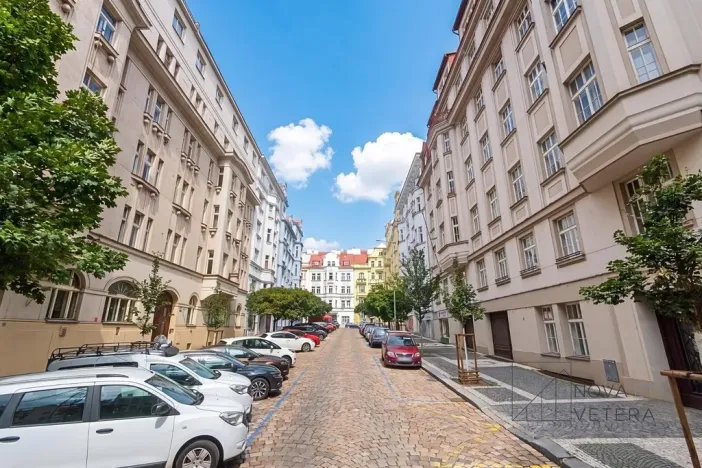 Prodej bytu 2+kk, Praha - Vinohrady, Čerchovská, 80 m2