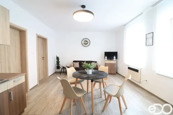Pronájem bytu 2+kk, Roudná, 45 m2