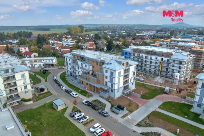 Pronájem bytu 2+kk, Pardubice - Ohrazenice, U Sportovní školy, 54 m2