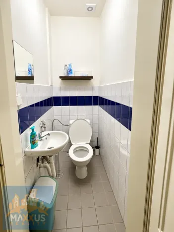 Pronájem kanceláře, Praha - Holešovice, U průhonu, 64 m2