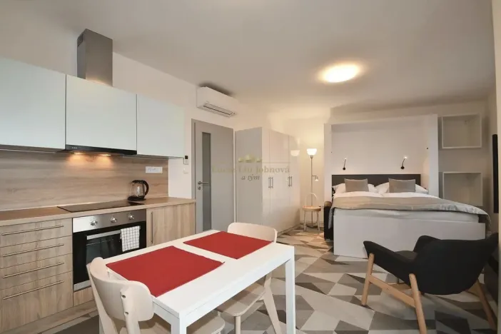 Prodej bytu 1+kk, Praha - Hloubětín, K náhonu, 30 m2