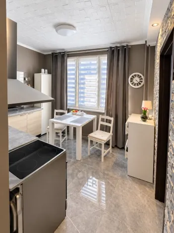 Prodej bytu 3+1, Milovice, Armádní, 60 m2